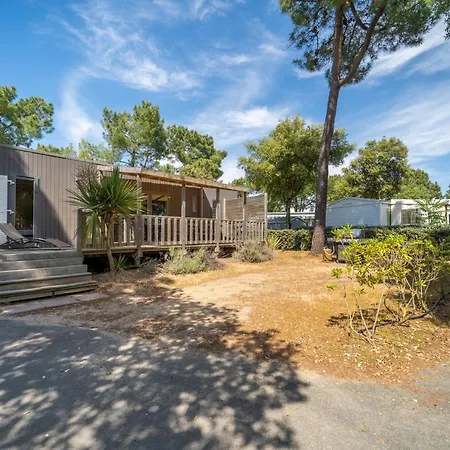 Camping Les Genets Hotel Saint-Jean-de-Monts Exterior photo