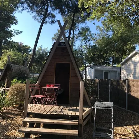 Camping Les Genets Hotel Saint-Jean-de-Monts Exterior photo