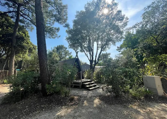 Camping Les Genêts