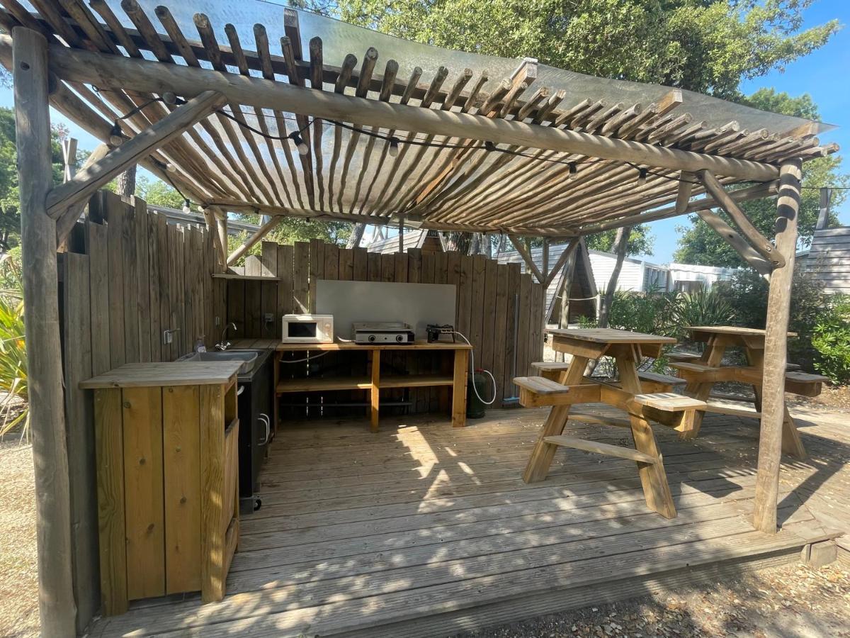 Camping Camping Les Genêts *