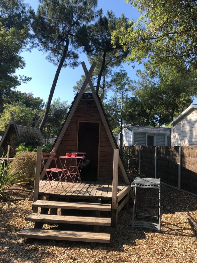 Camping Camping Les Genêts *